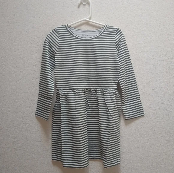 Carter's 2 Pack Jersey Dresses 4t - Picture 3 of 8